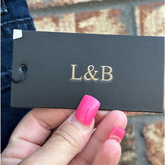 New, NWT L&B Distressed Jeans Size 4 Lace under lay - Picture 6 of 9